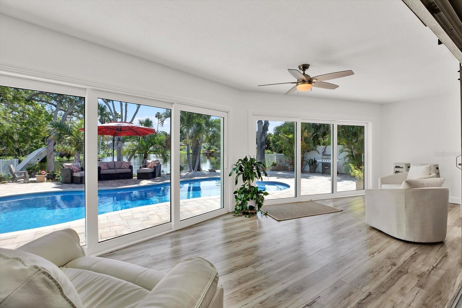 5473 BAYSHORE DRIVE