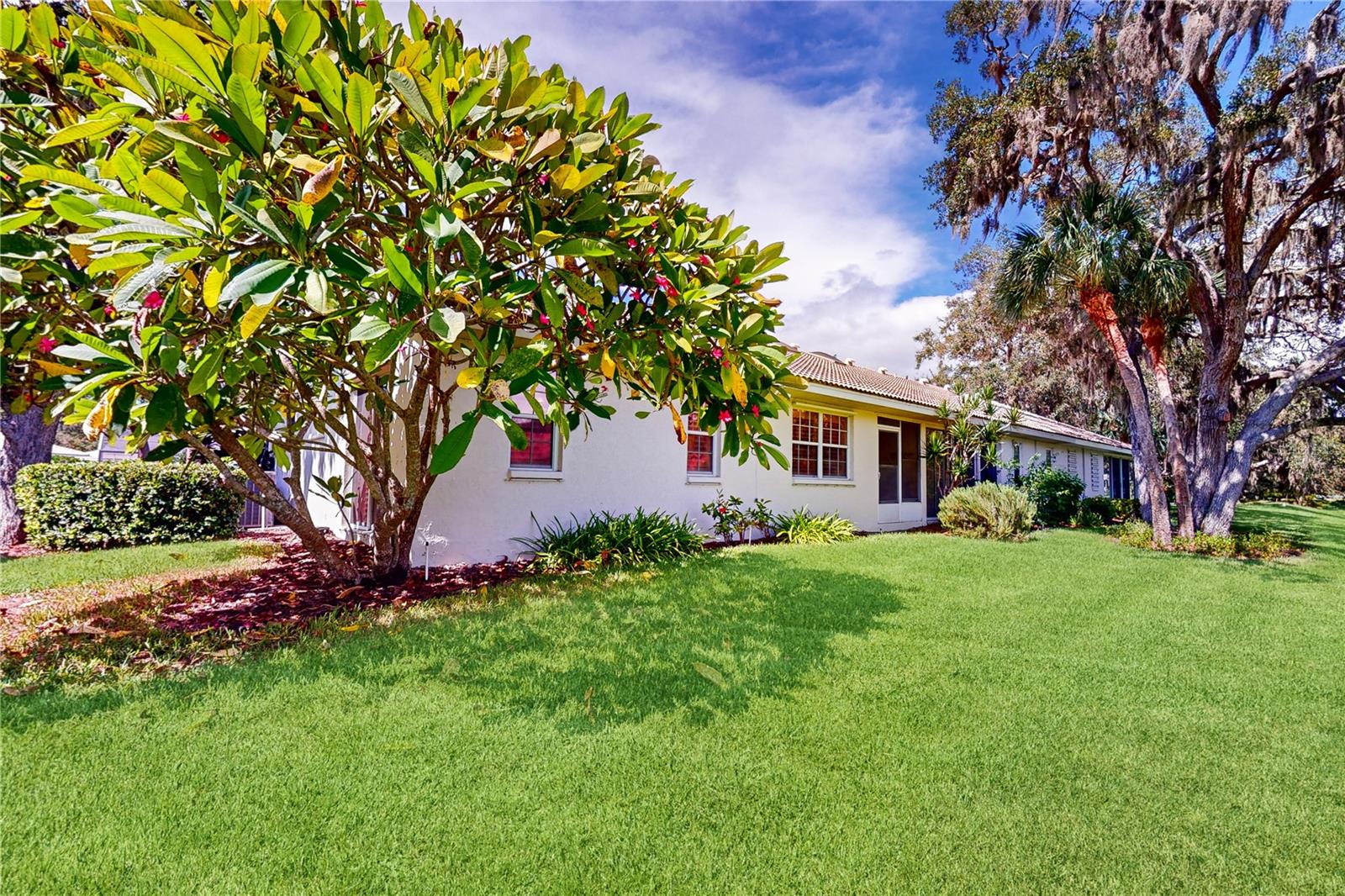 WOODSIDE OAKS - Residential