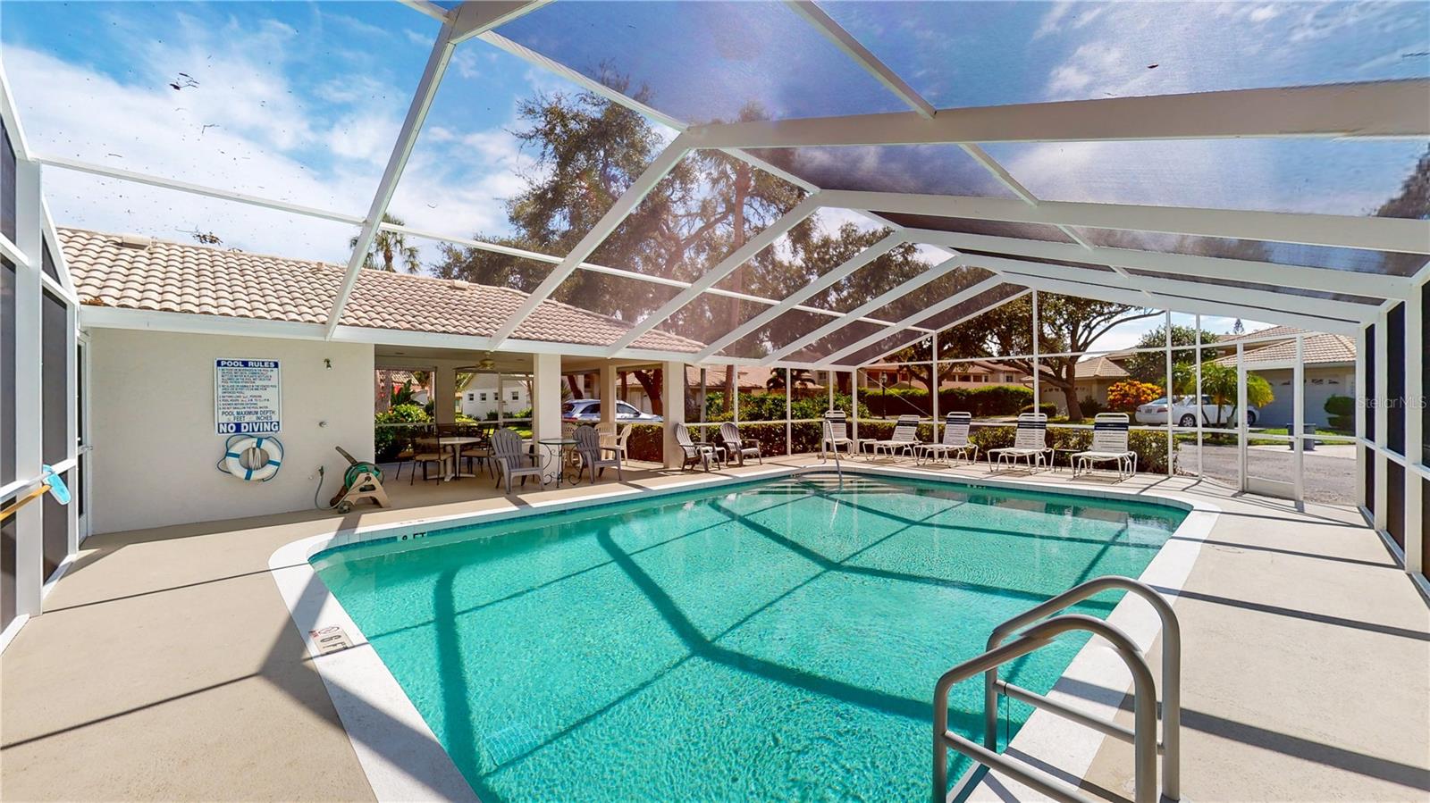 WOODSIDE OAKS - Residential