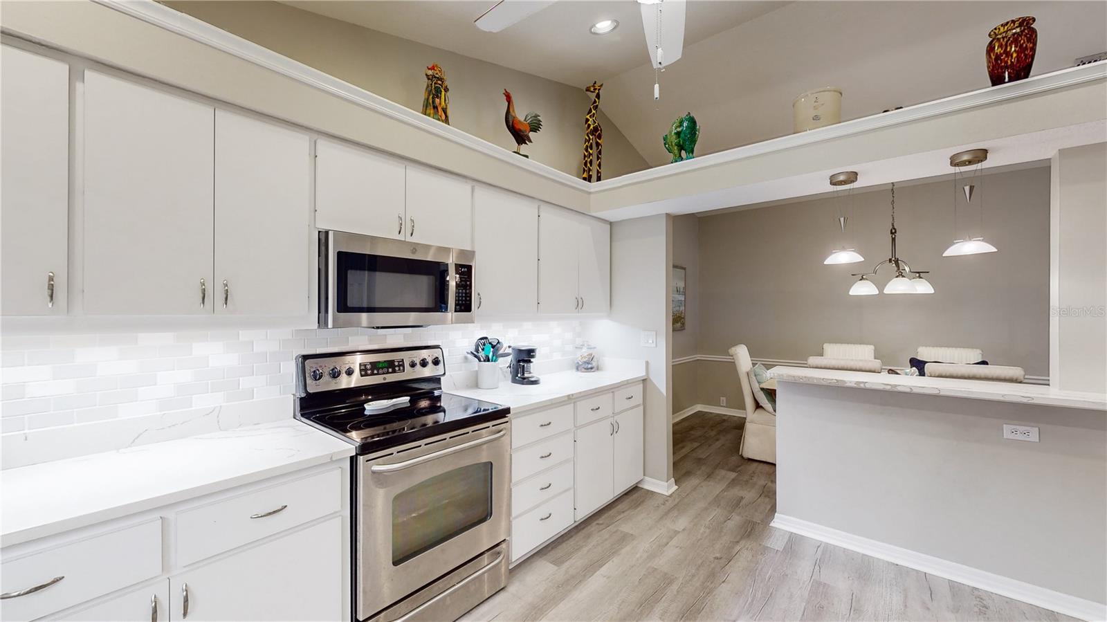 WOODSIDE OAKS - Residential