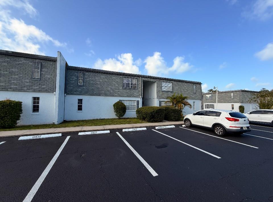 GOLFSIDE VILLAS CONDO - Residential