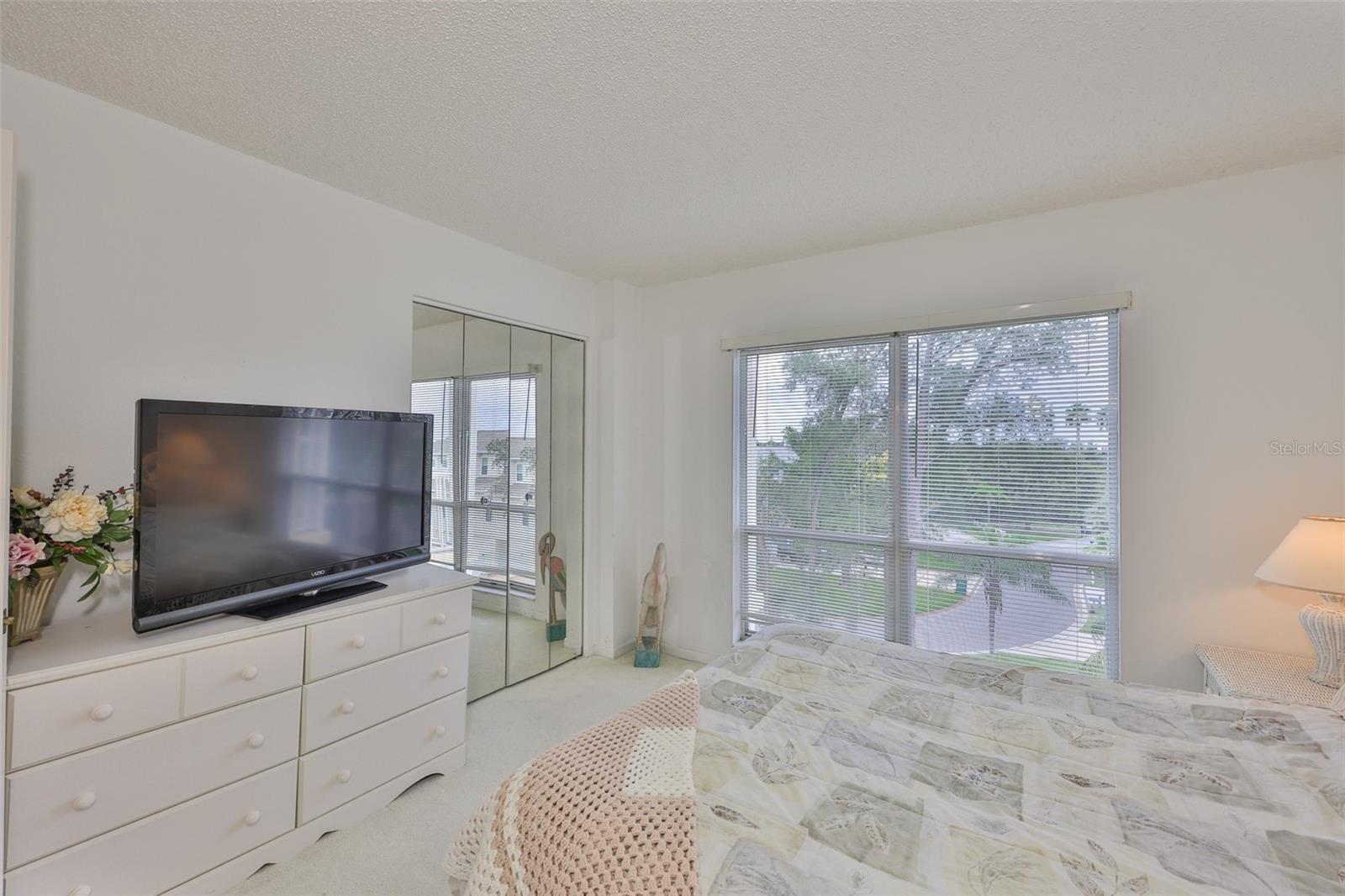 BAY HARBOR CLUB COND - Residential Lease