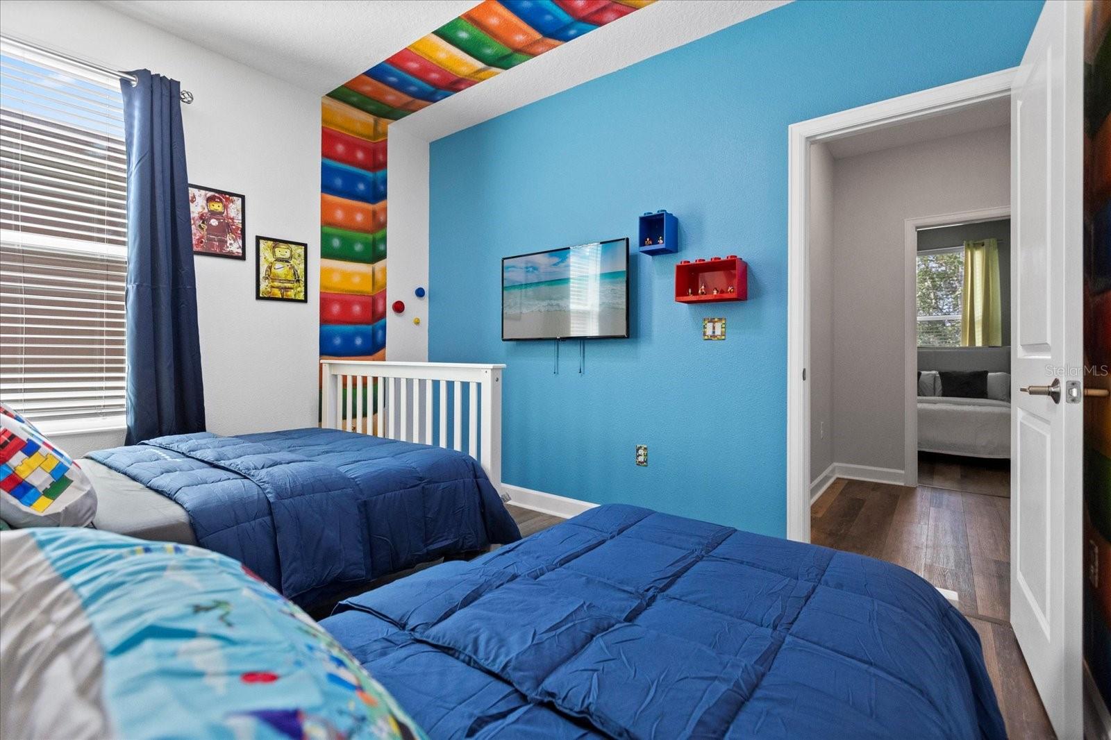 COVE AT STOREY LAKE II - Residential