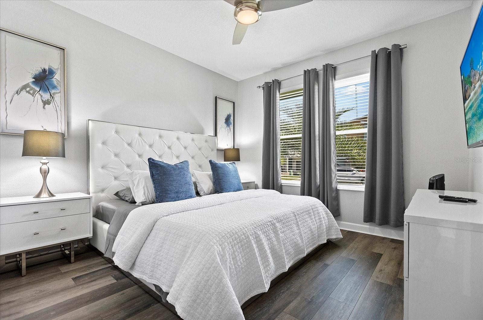 COVE AT STOREY LAKE II - Residential