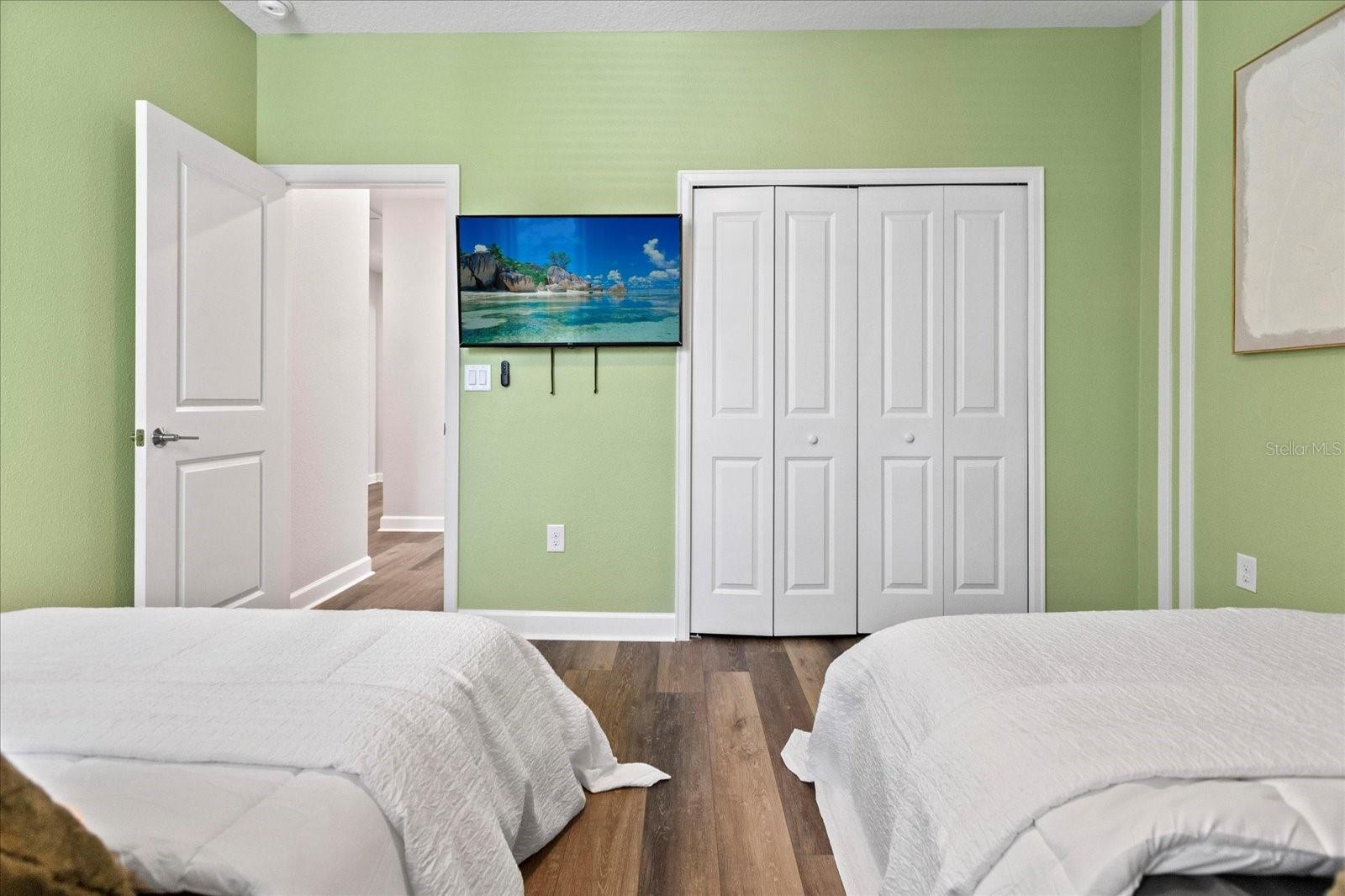 COVE AT STOREY LAKE II - Residential