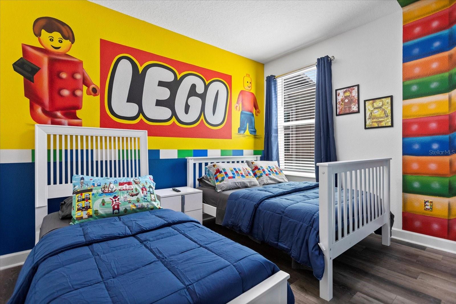 COVE AT STOREY LAKE II - Residential