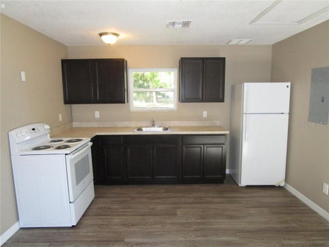 Tiny photo for 1002 E Mcdonald Avenue #5, Eustis, FL 32726 (MLS # G5117201)