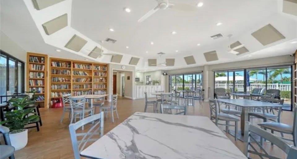 THE LANDINGS - Residential