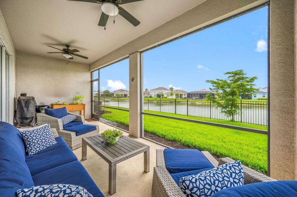 Photo of 6549 Devesta Loop, Palmetto, FL 34221 (MLS # A4701643)