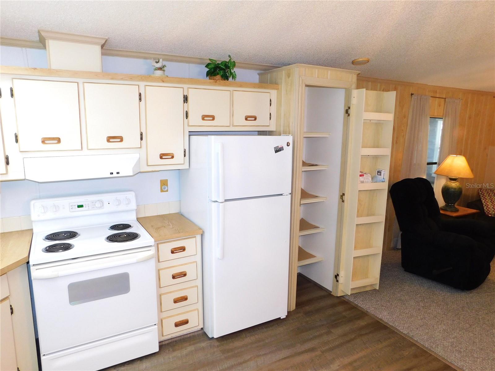 BETMAR ACRES - Residential