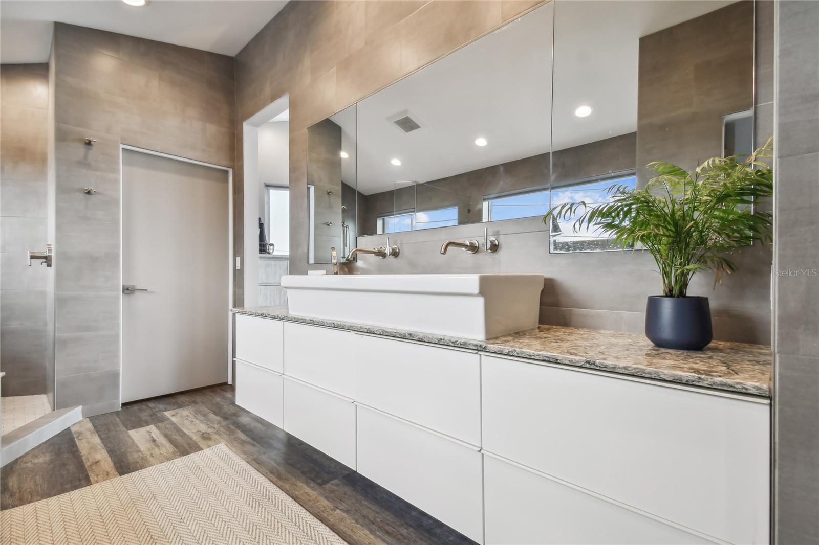 REDINGTON BEACH HOMES 7TH ADD - Residential