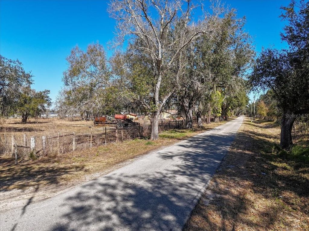 Photo of 1707 SW Robin Road, Arcadia, FL 34266 (MLS # A4682176)
