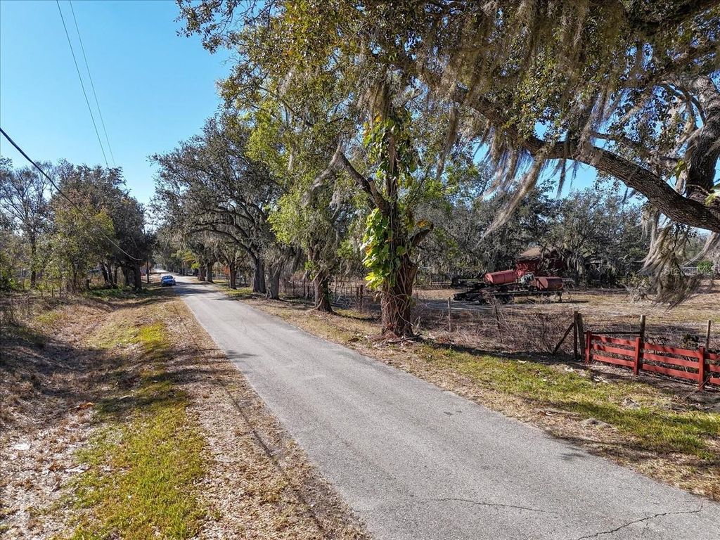 Photo of 1707 SW Robin Road, Arcadia, FL 34266 (MLS # A4682176)