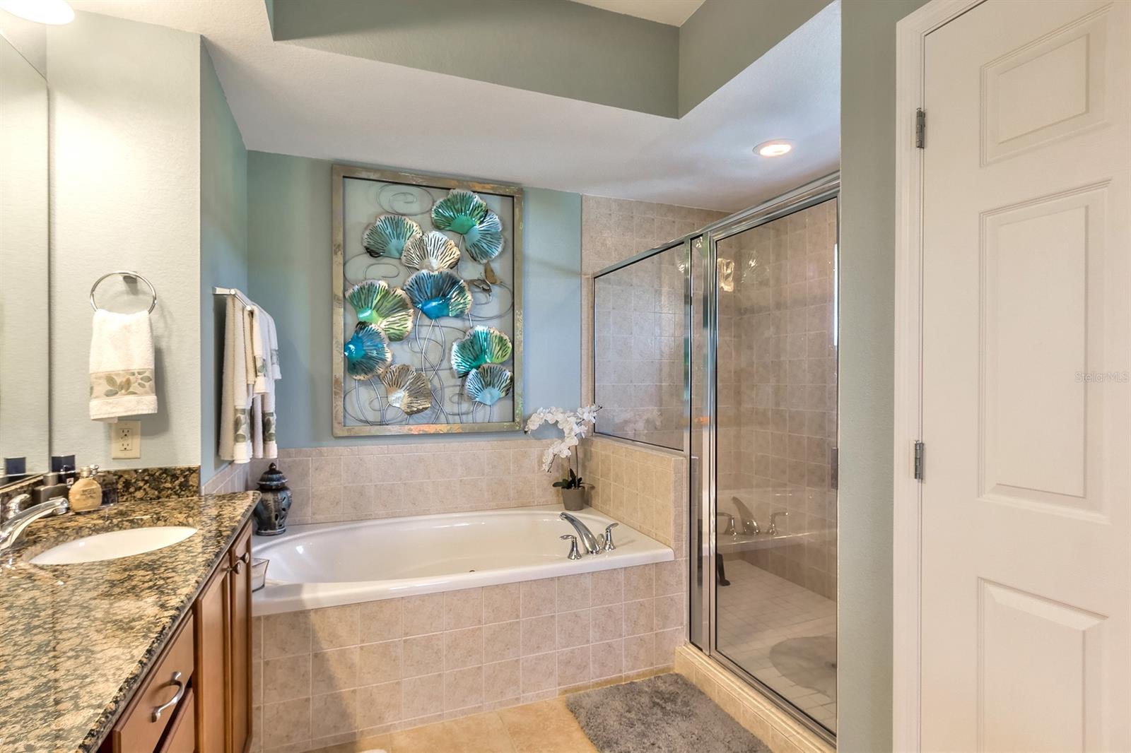 Halifax Lndg - Residential