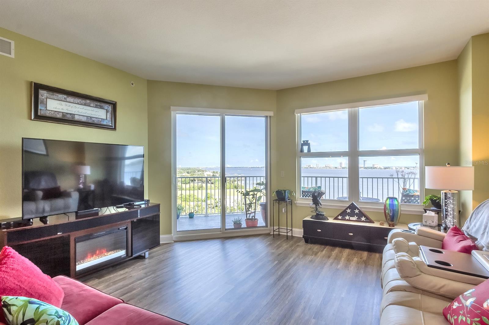 Halifax Lndg - Residential