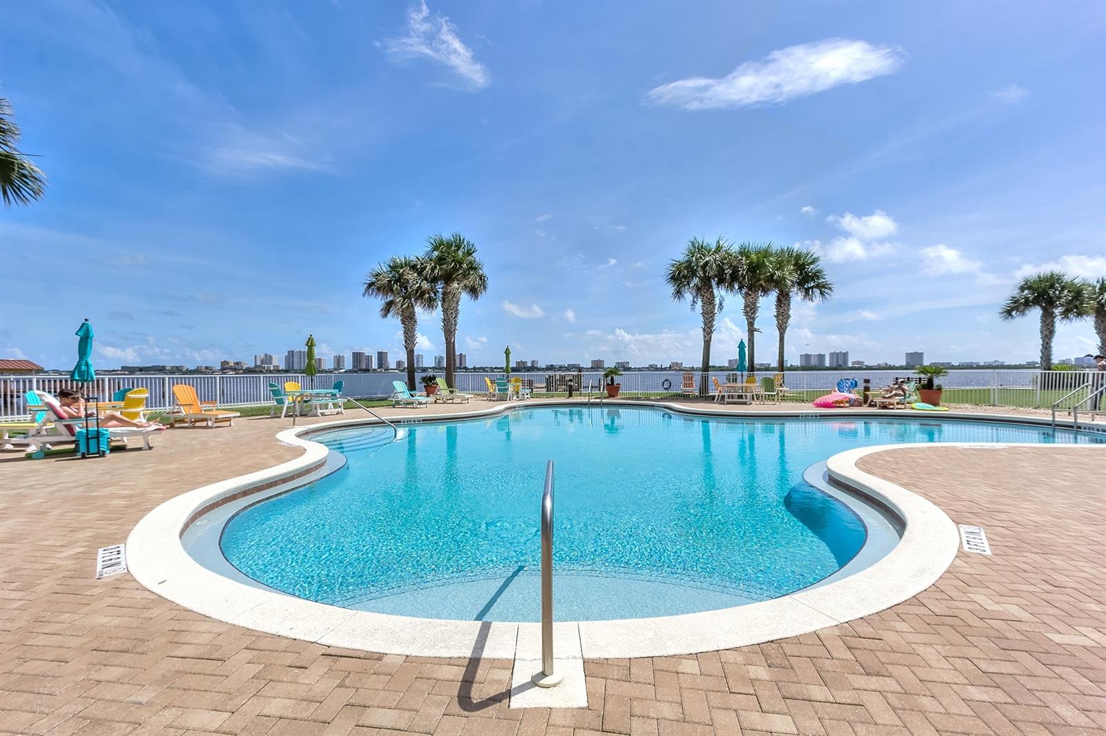 Halifax Lndg - Residential