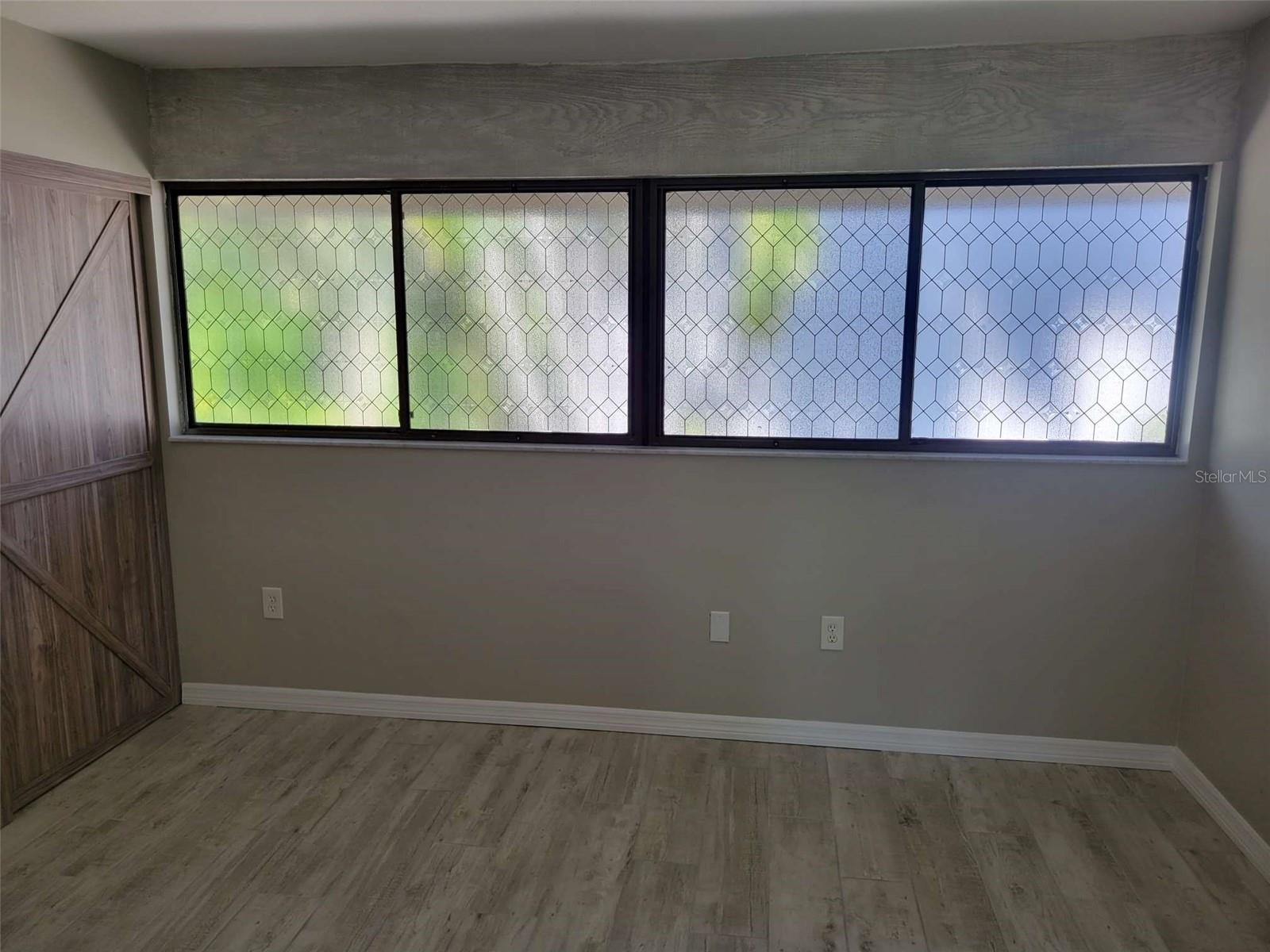 BUNKER OAKS - Residential