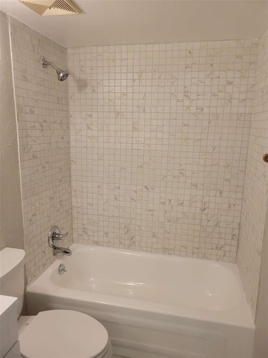 BUNKER OAKS - Residential