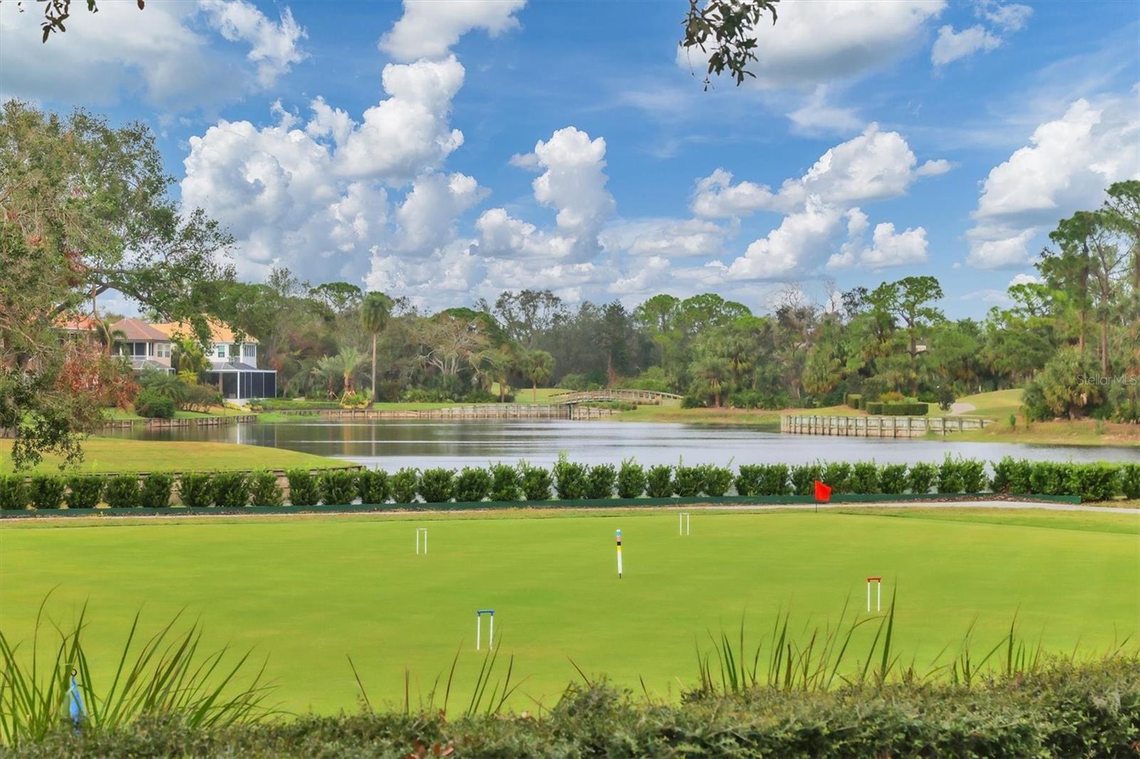 UNIVERSITY PARK COUNTRY CLUB - Residential