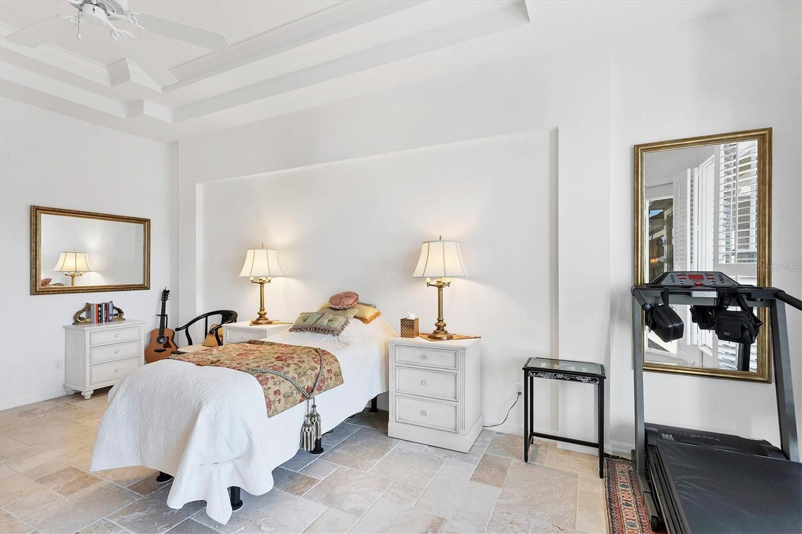 UNIVERSITY PARK COUNTRY CLUB - Residential