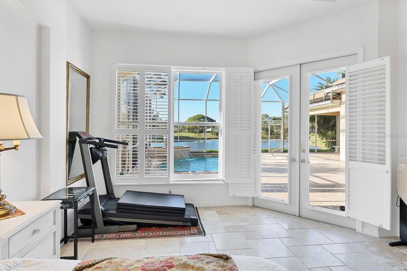 UNIVERSITY PARK COUNTRY CLUB - Residential