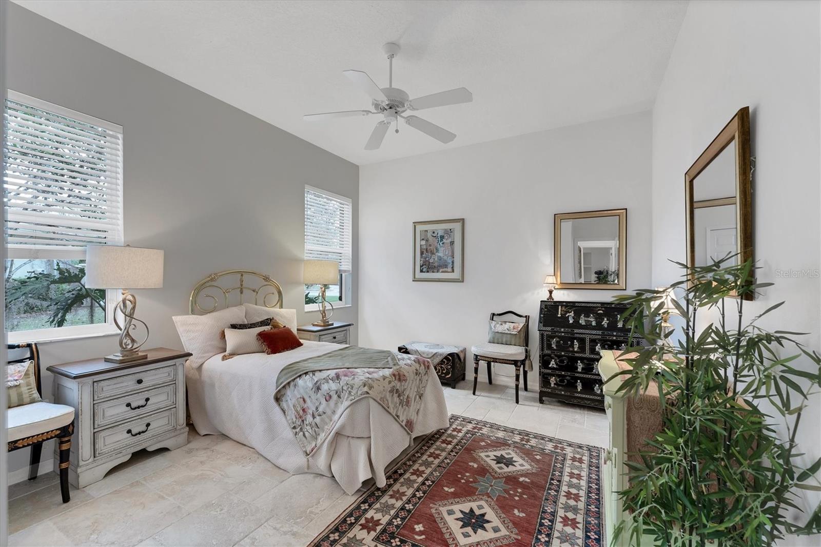 UNIVERSITY PARK COUNTRY CLUB - Residential