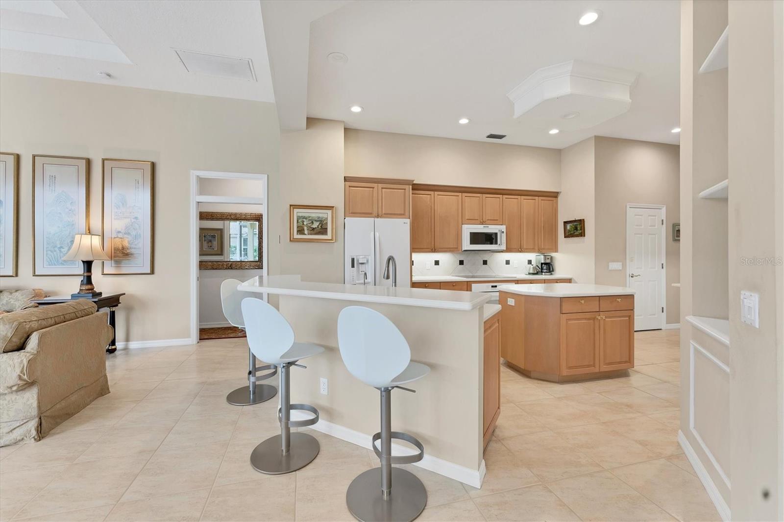 UNIVERSITY PARK COUNTRY CLUB - Residential