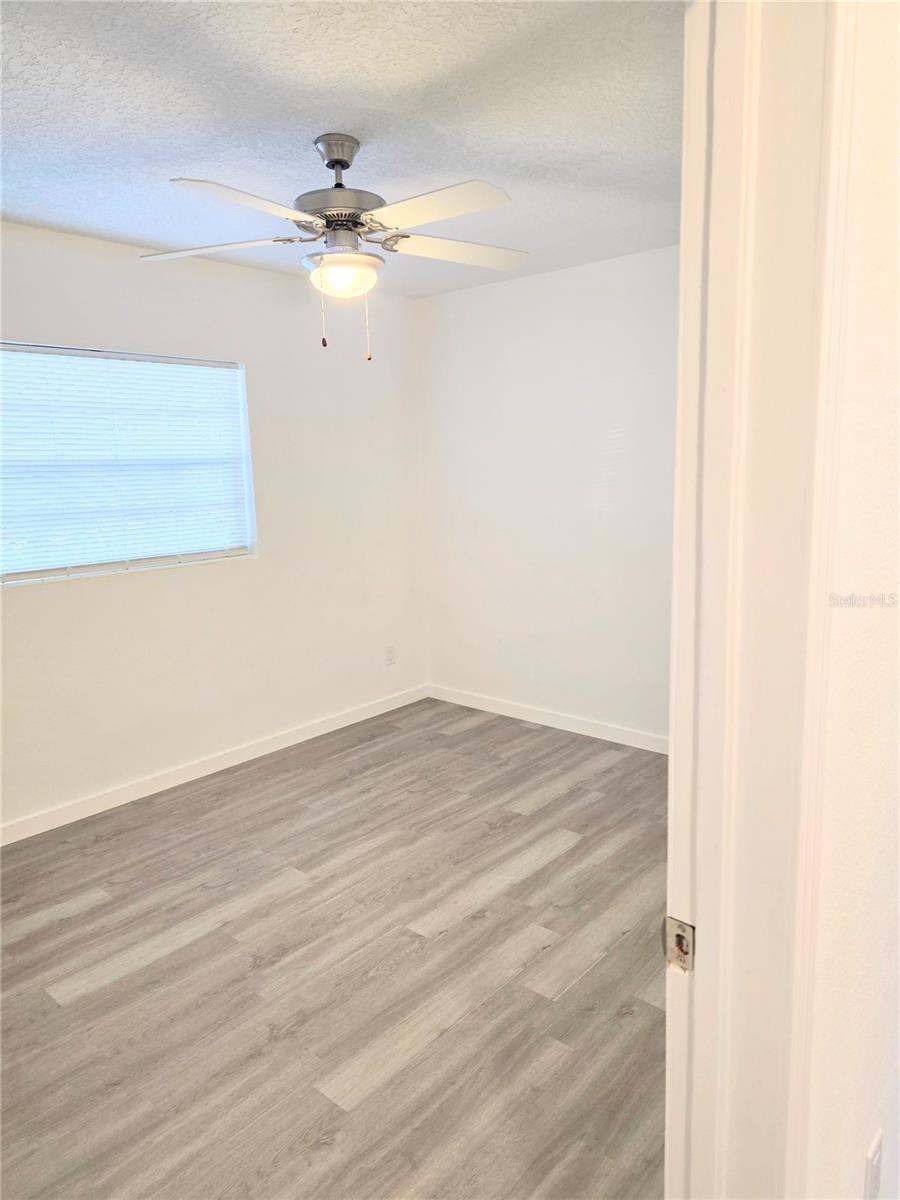 TROPICAL GARDENS - Residential Lease