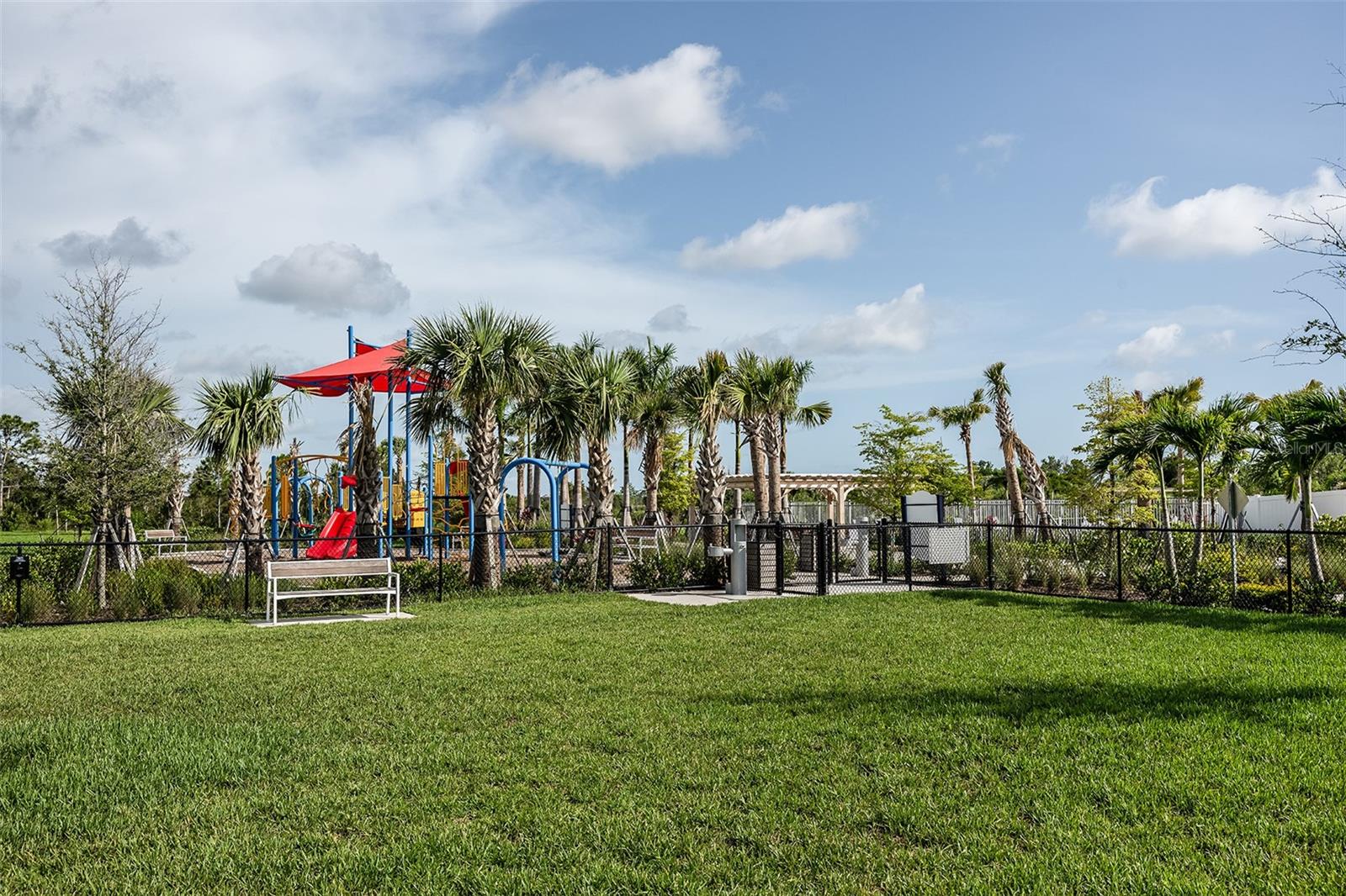 LAKESPUR AT WELLEN PARK - Residential