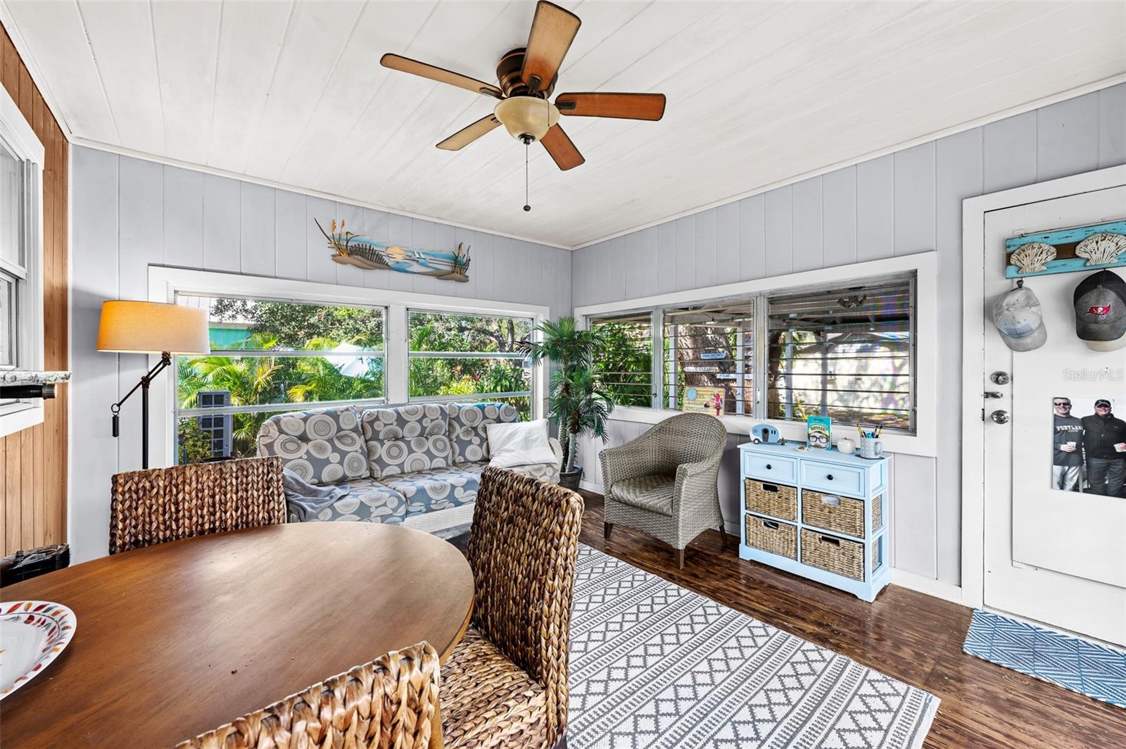 CURNS W J SUB - Residential Lease