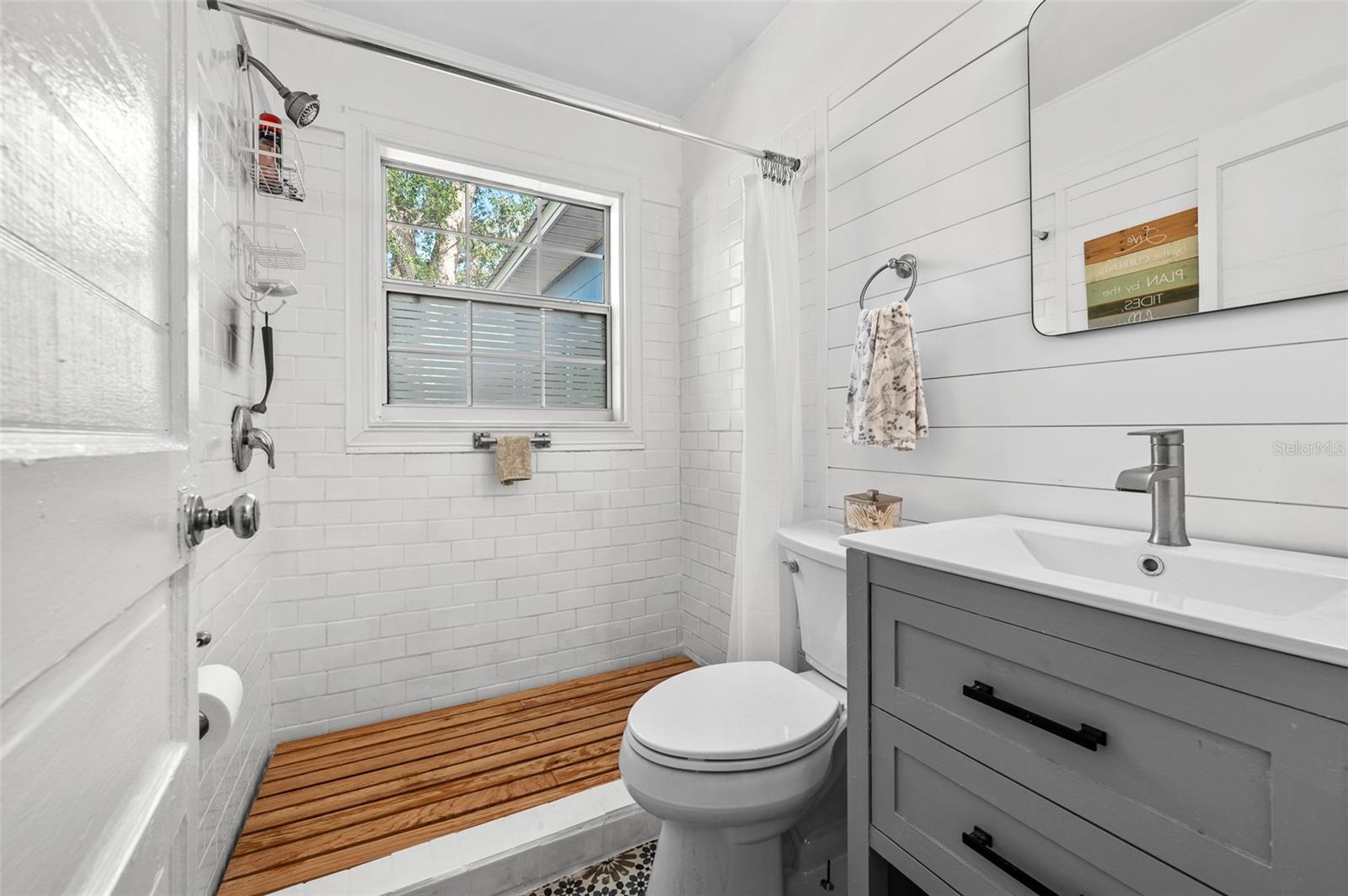 CURNS W J SUB - Residential Lease