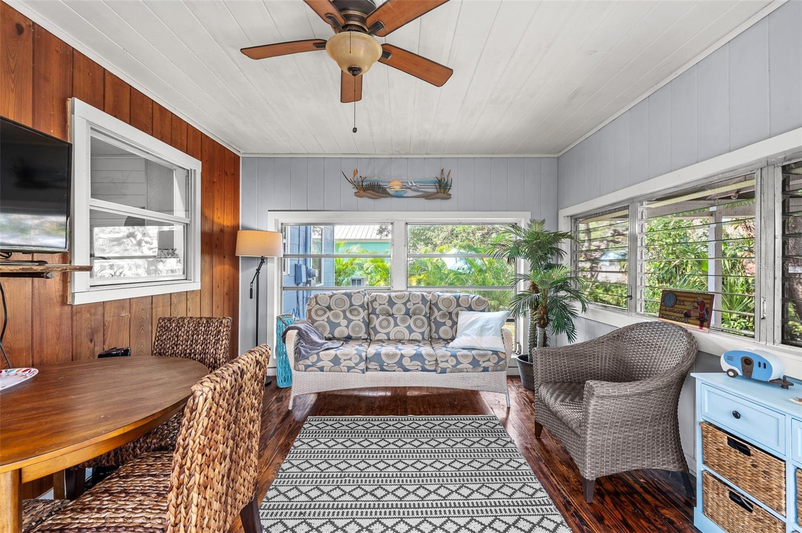 CURNS W J SUB - Residential Lease