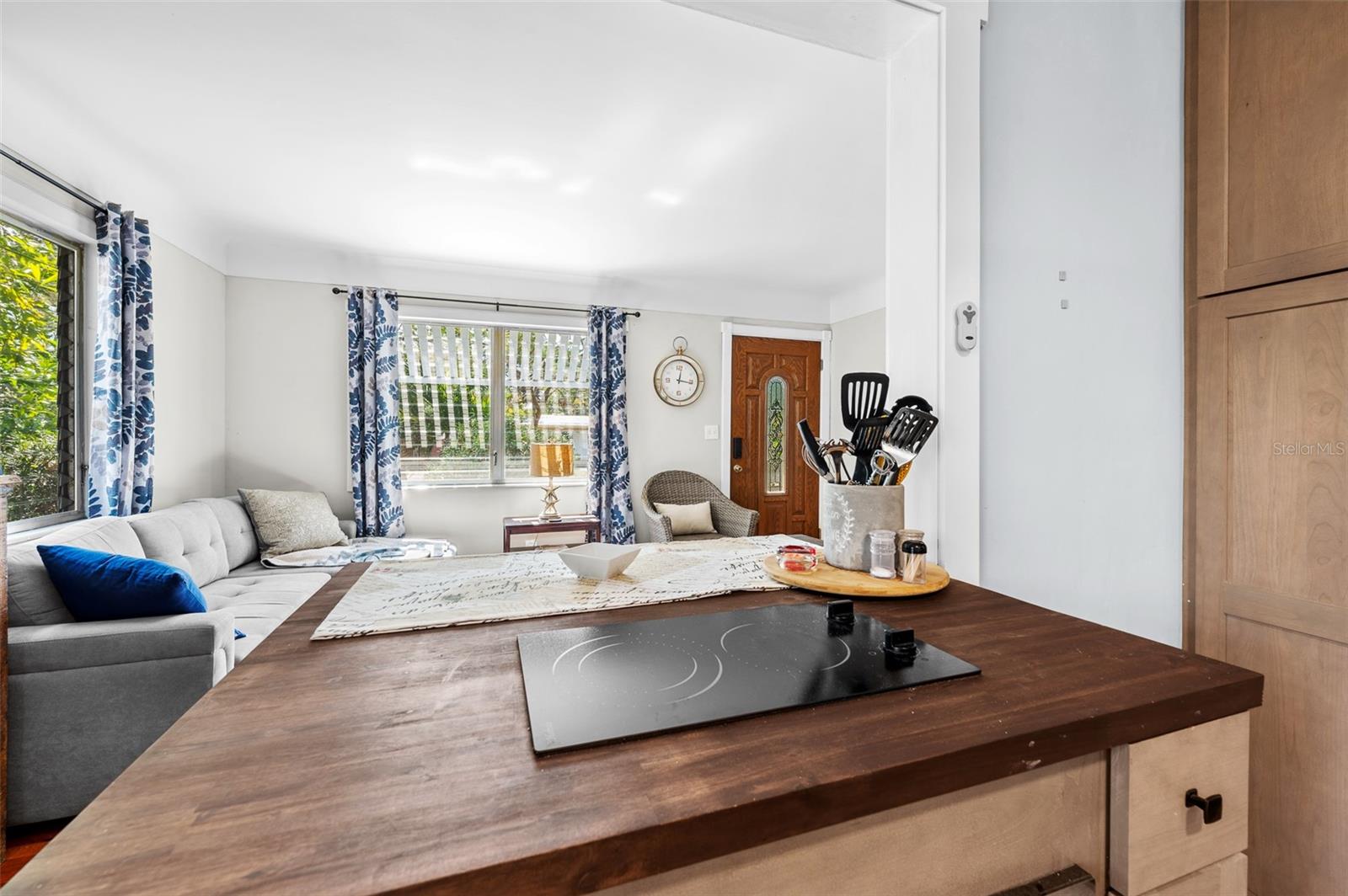 CURNS W J SUB - Residential Lease