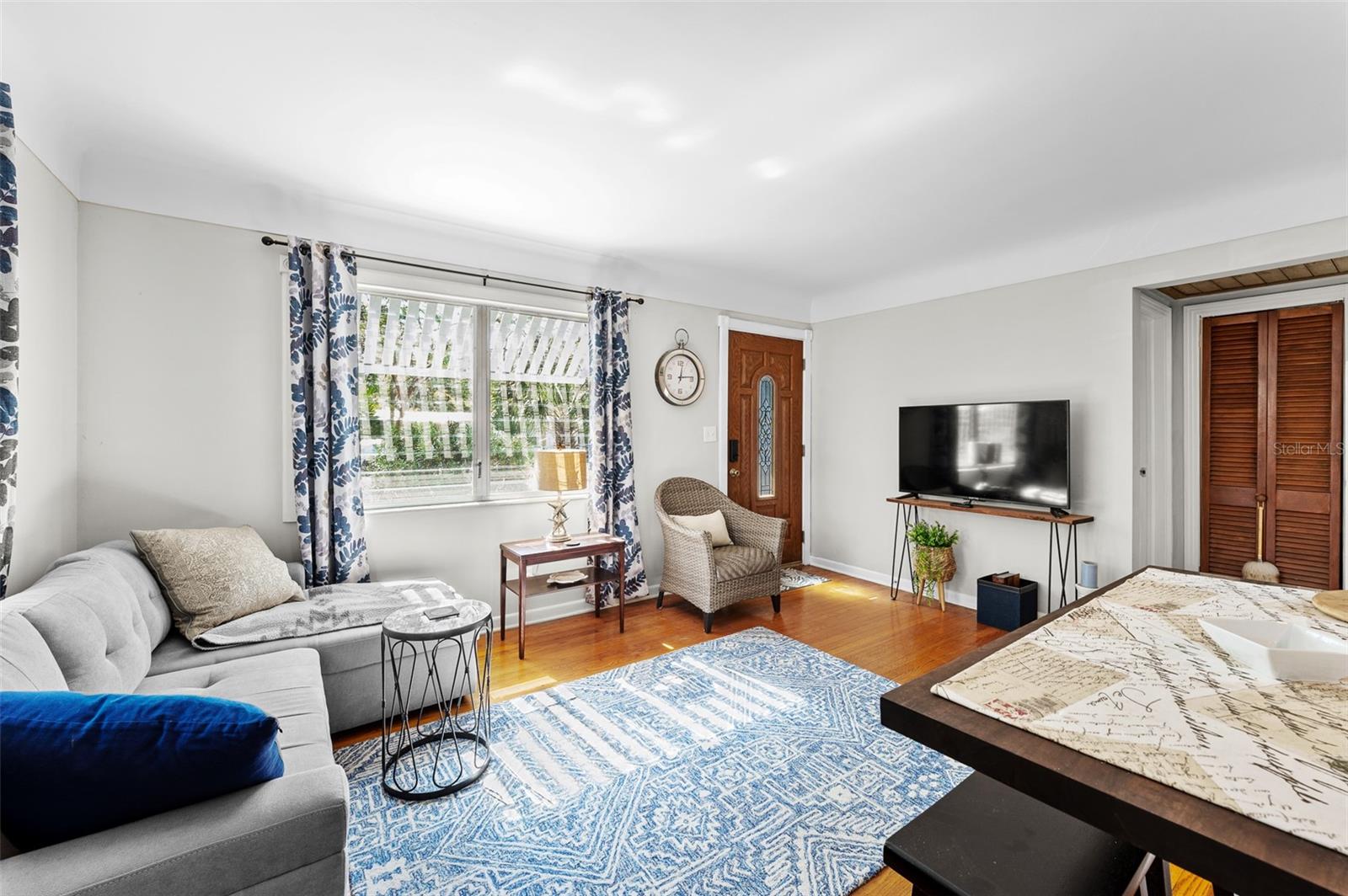 CURNS W J SUB - Residential Lease