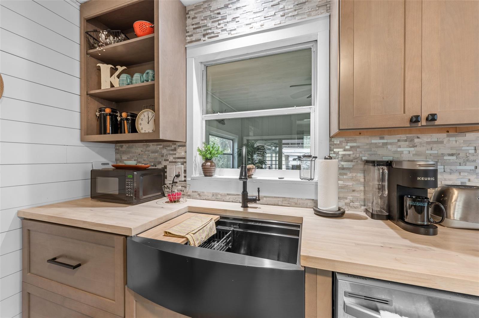 CURNS W J SUB - Residential Lease