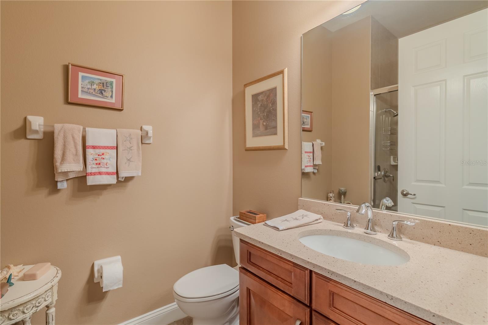 VALENCIA LAKES PH 1 - Residential