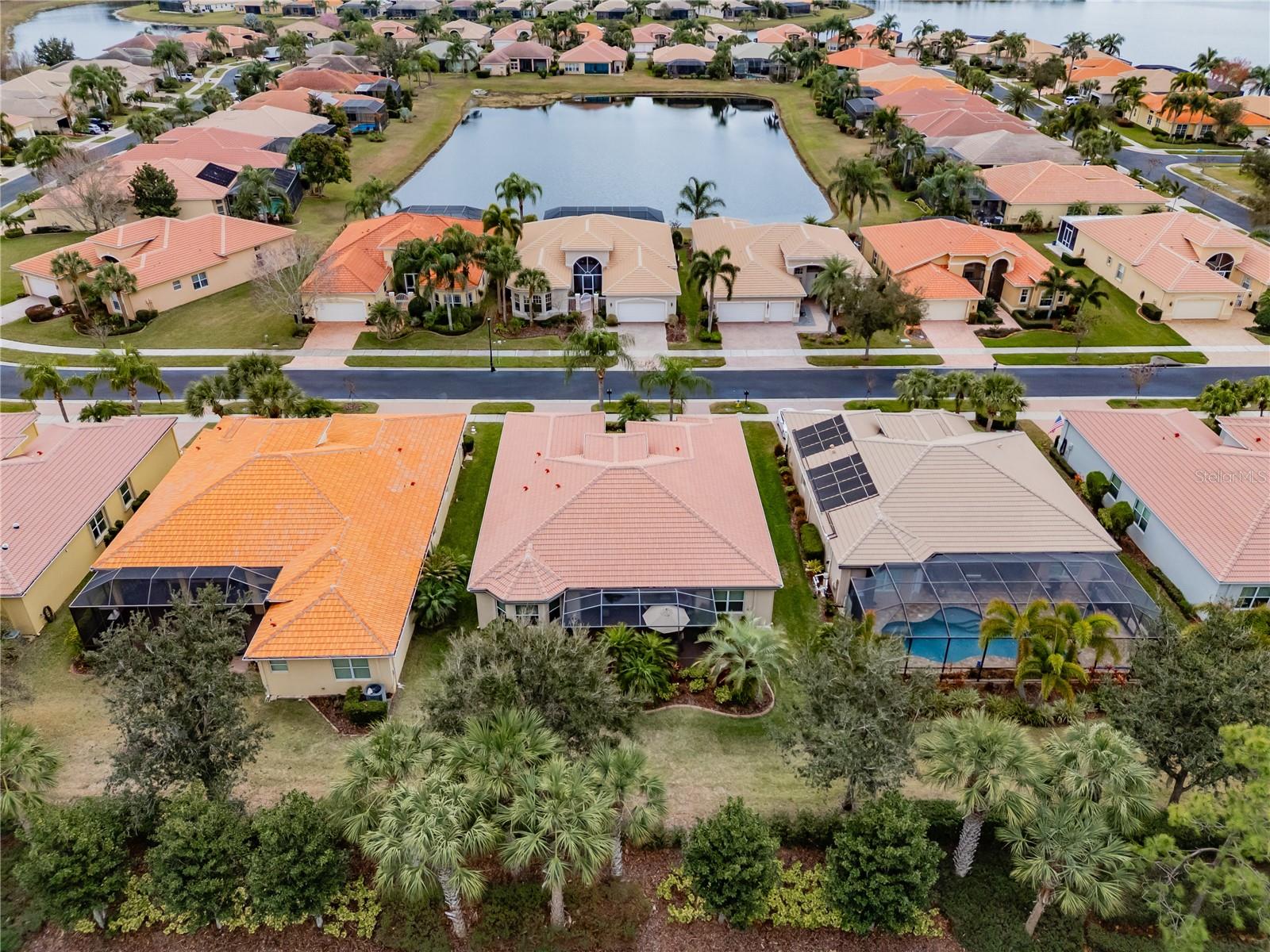 VALENCIA LAKES PH 1 - Residential