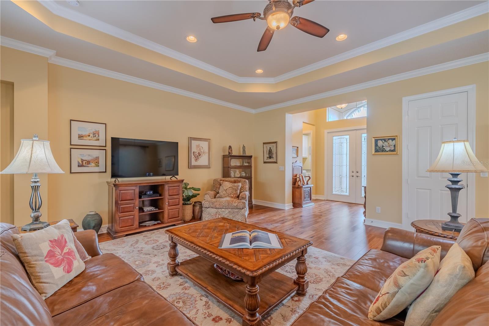 VALENCIA LAKES PH 1 - Residential