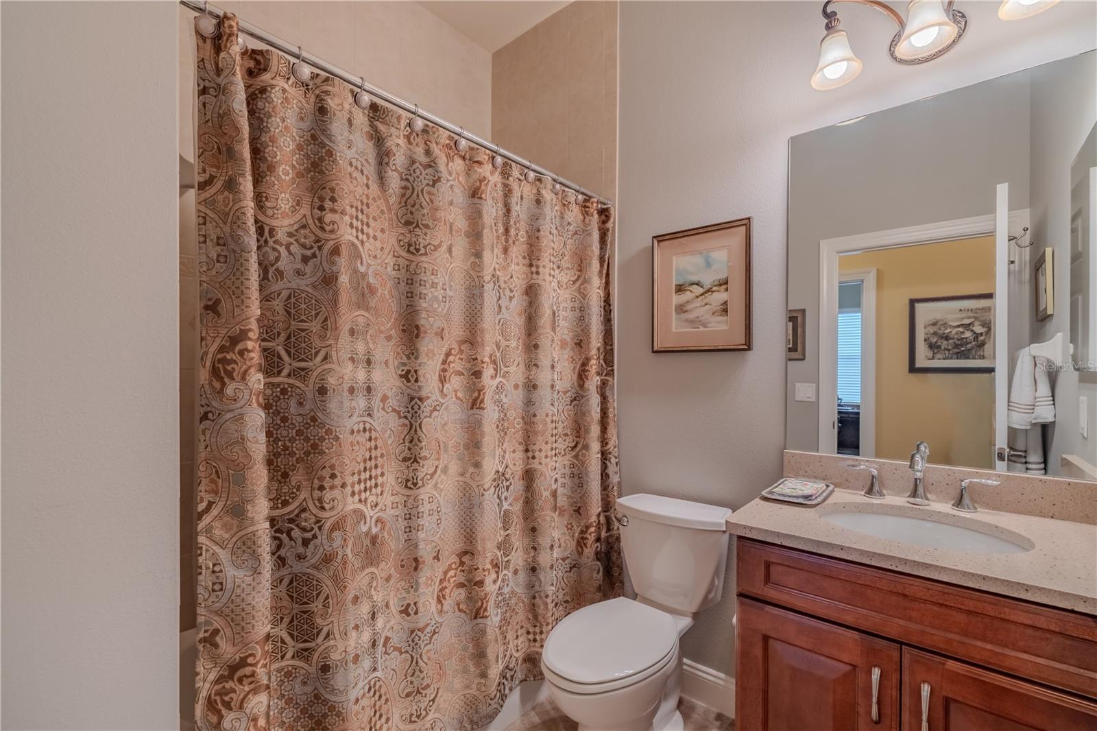 VALENCIA LAKES PH 1 - Residential