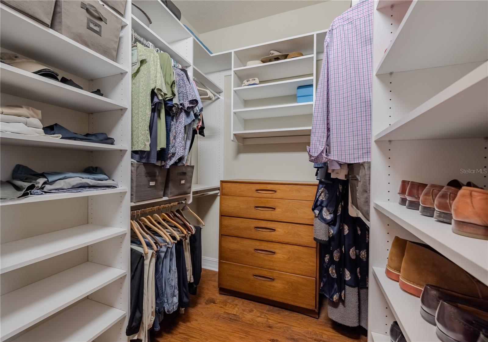 VALENCIA LAKES PH 1 - Residential