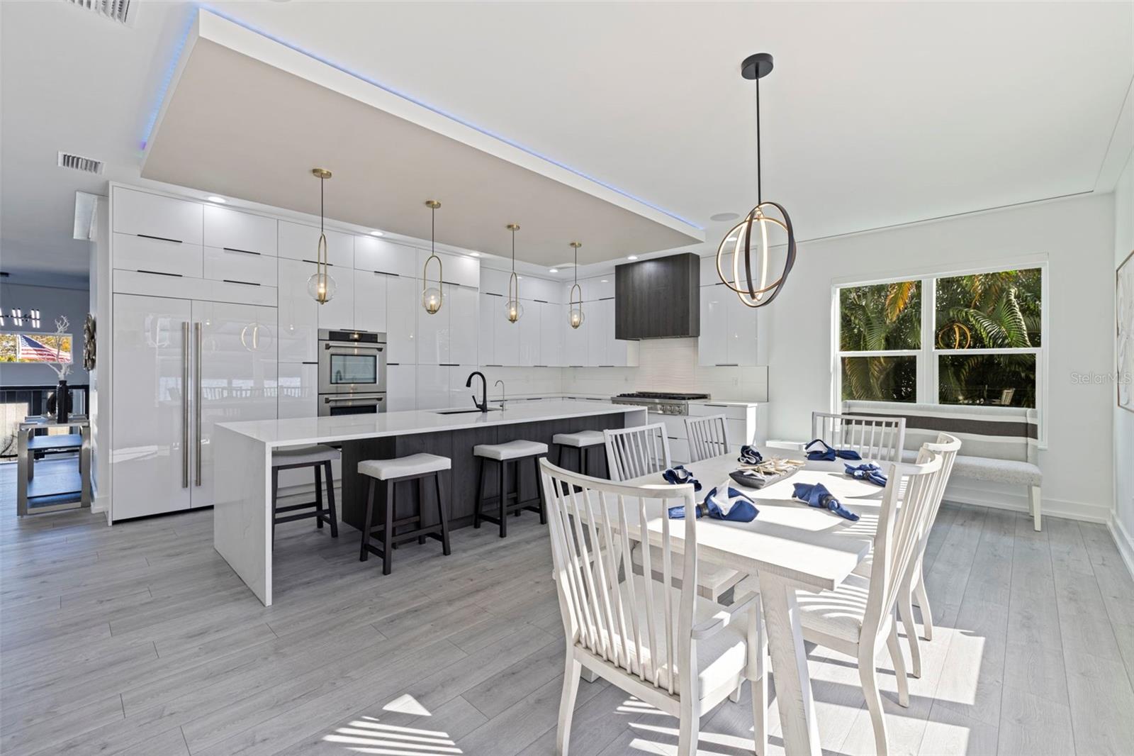 HINES TUTTA GLORIA A DIO - Residential