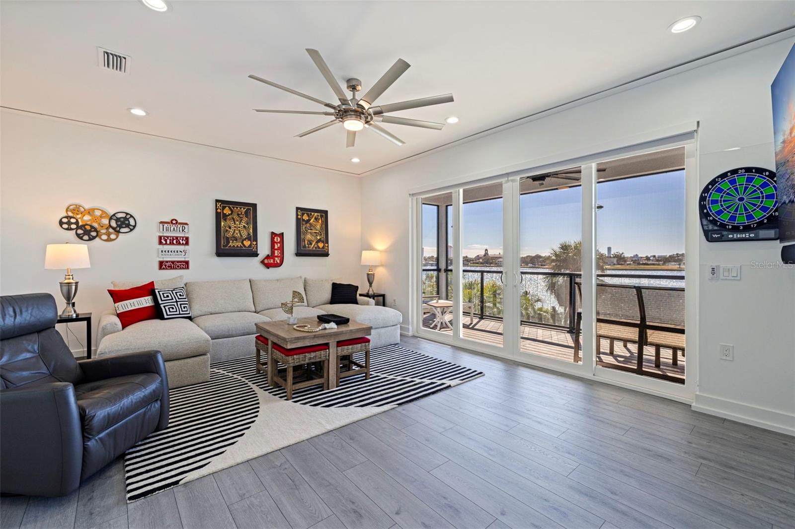 HINES TUTTA GLORIA A DIO - Residential