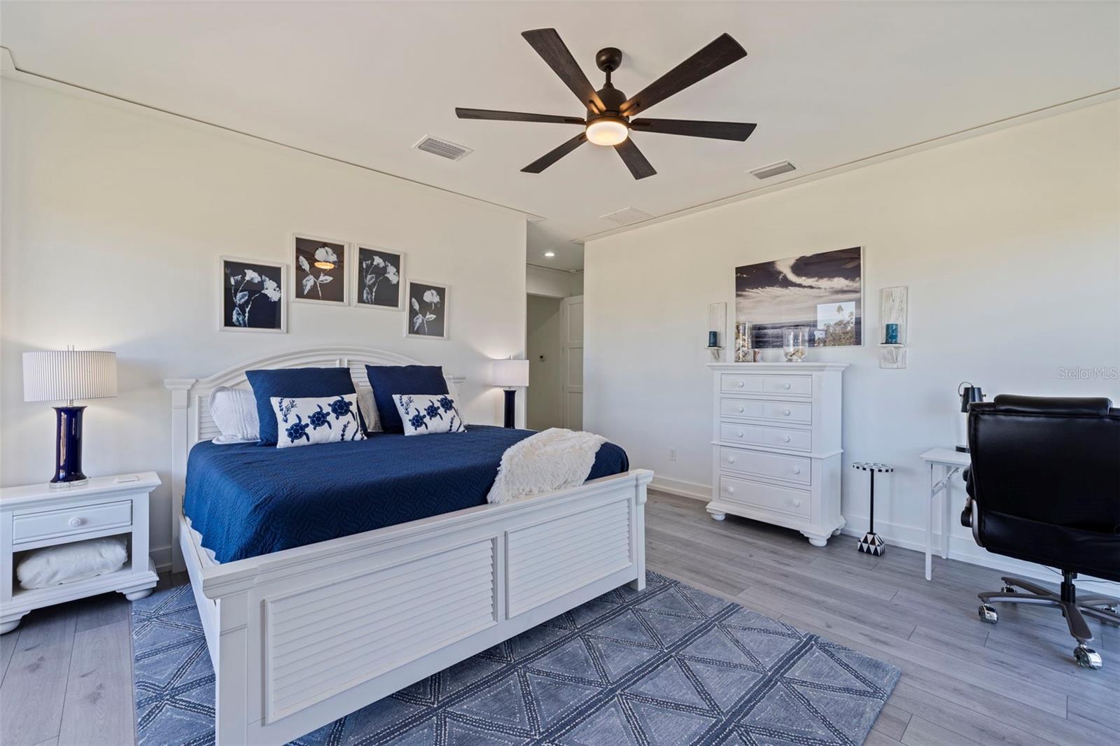 HINES TUTTA GLORIA A DIO - Residential