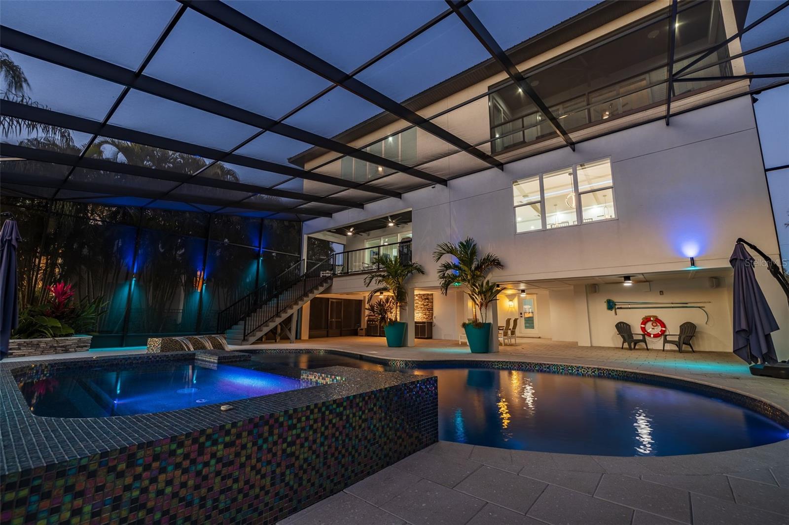 HINES TUTTA GLORIA A DIO - Residential