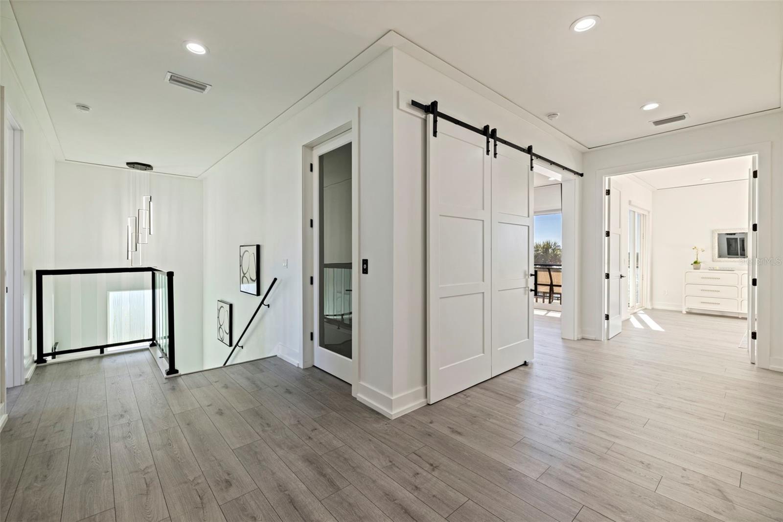 HINES TUTTA GLORIA A DIO - Residential