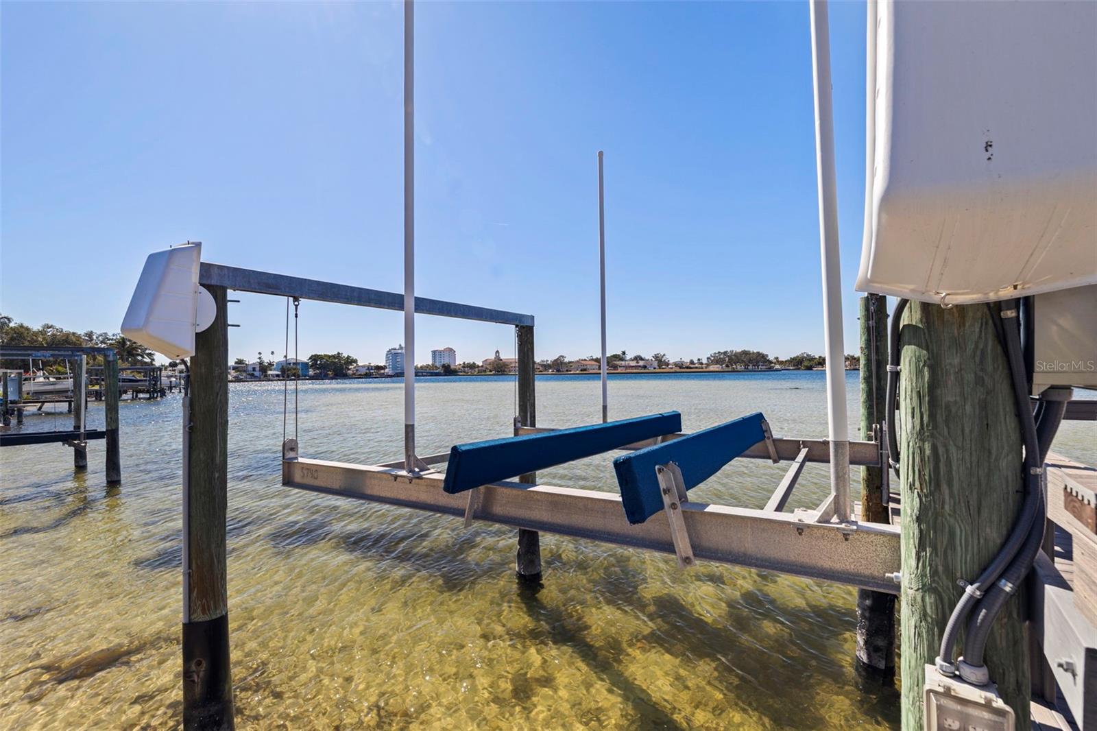 HINES TUTTA GLORIA A DIO - Residential