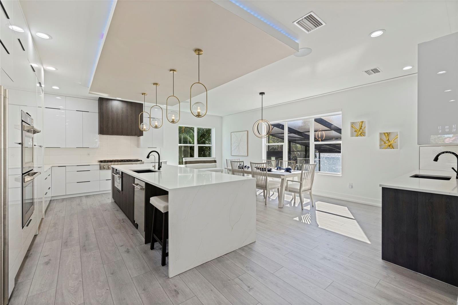 HINES TUTTA GLORIA A DIO - Residential