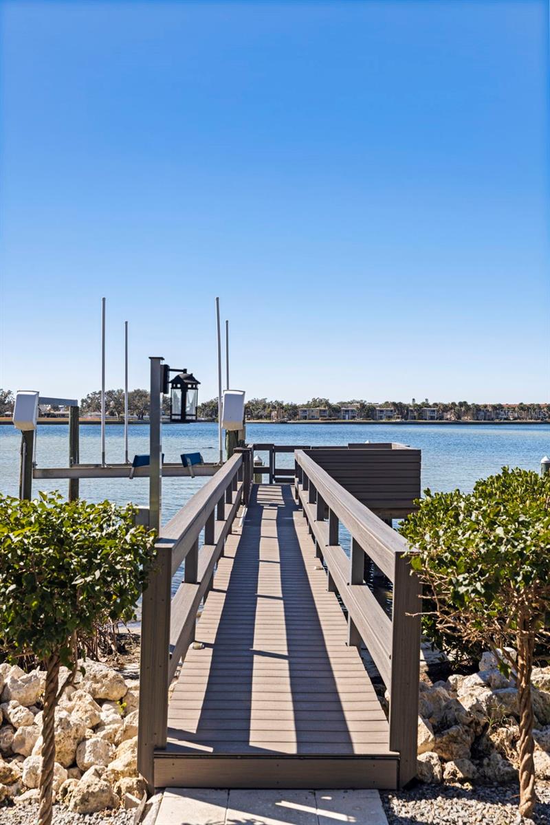 HINES TUTTA GLORIA A DIO - Residential