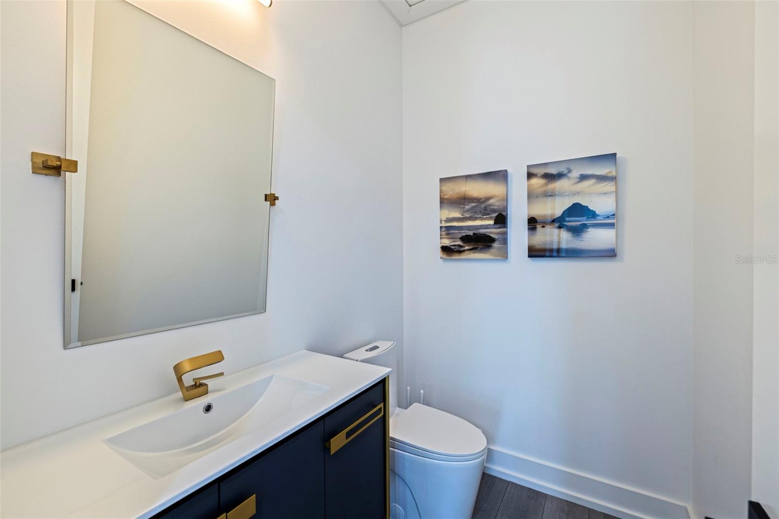 HINES TUTTA GLORIA A DIO - Residential