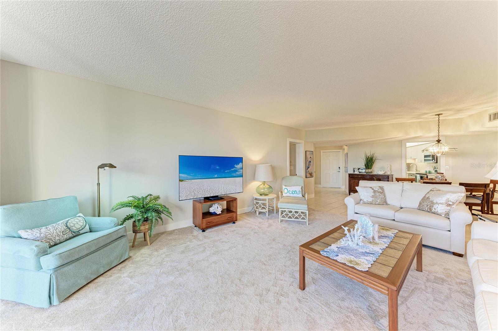 WESTCHESTER APTS - Residential